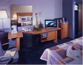 holiday-inn-pcc-in.jpg